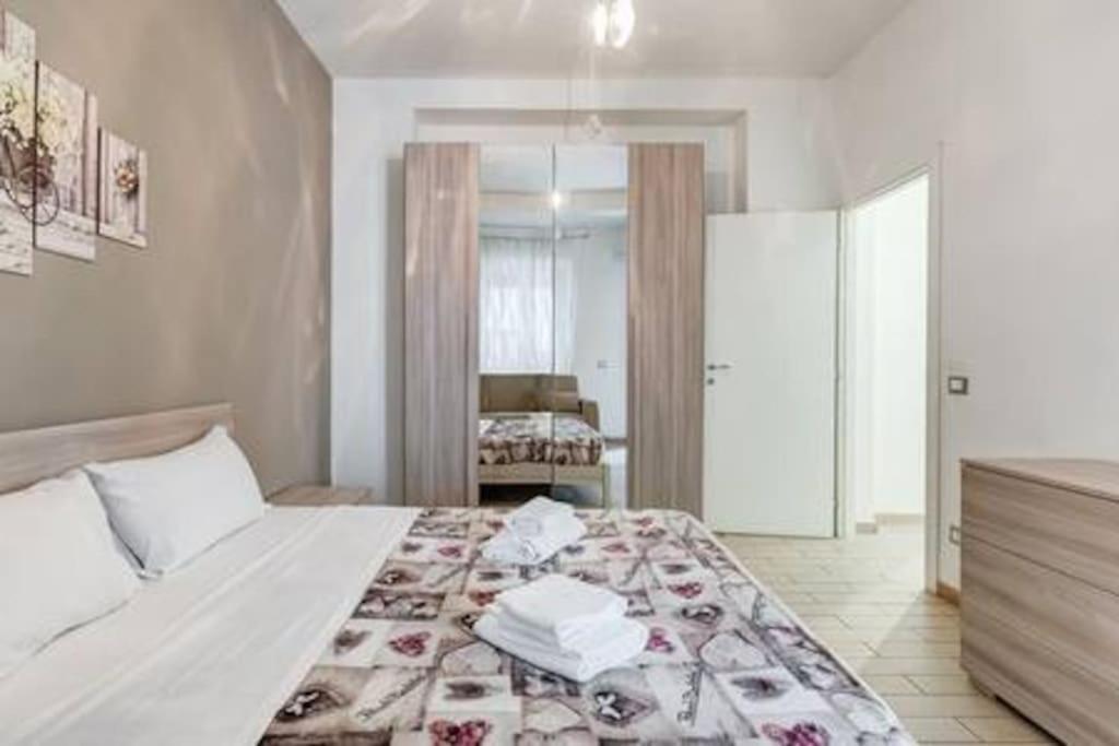 Domus Laterani By Jfm - Comfortable Big Terrace Colosseo Apartment *