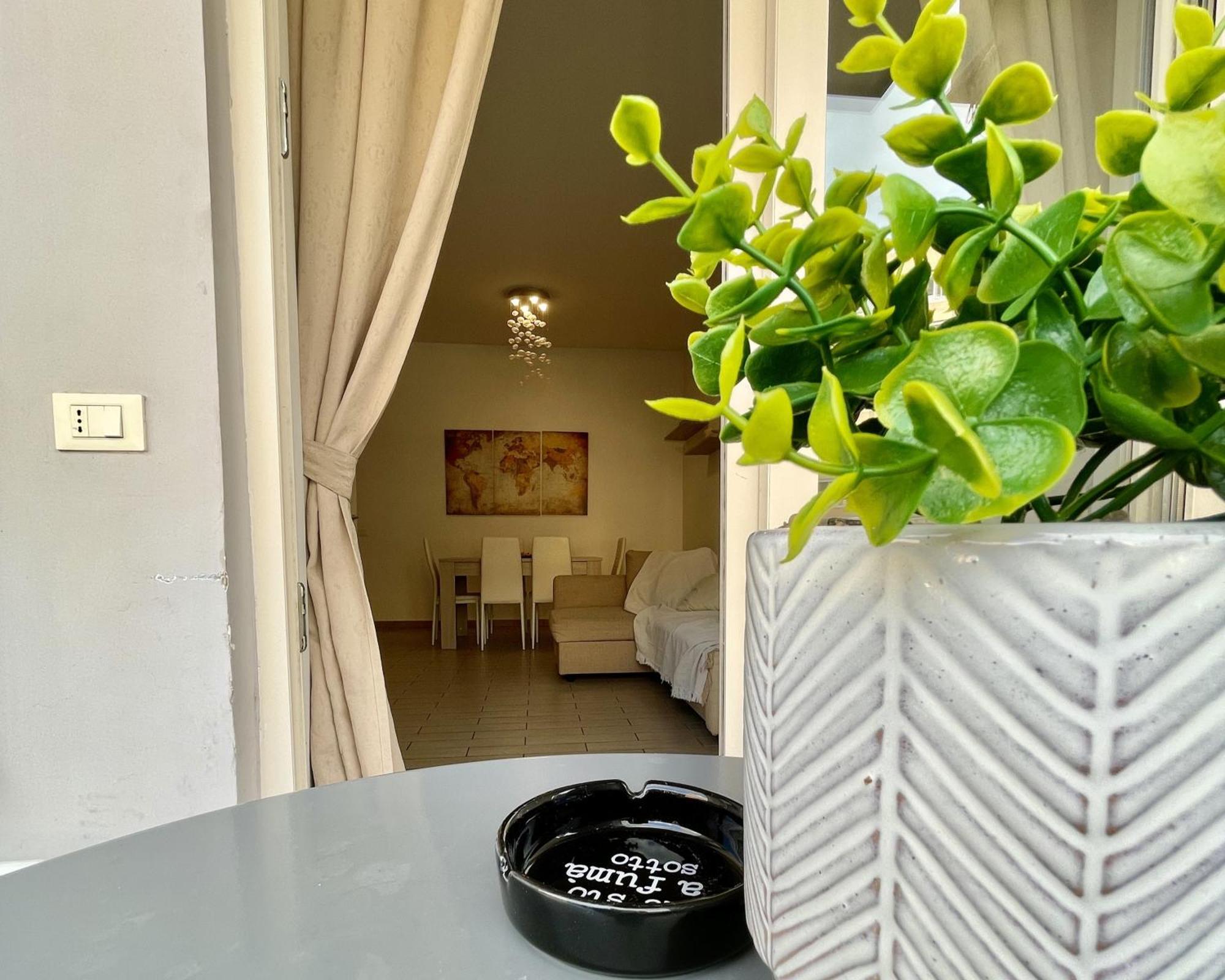 Domus Laterani By Jfm - Comfortable Big Terrace Colosseo Apartment Rome