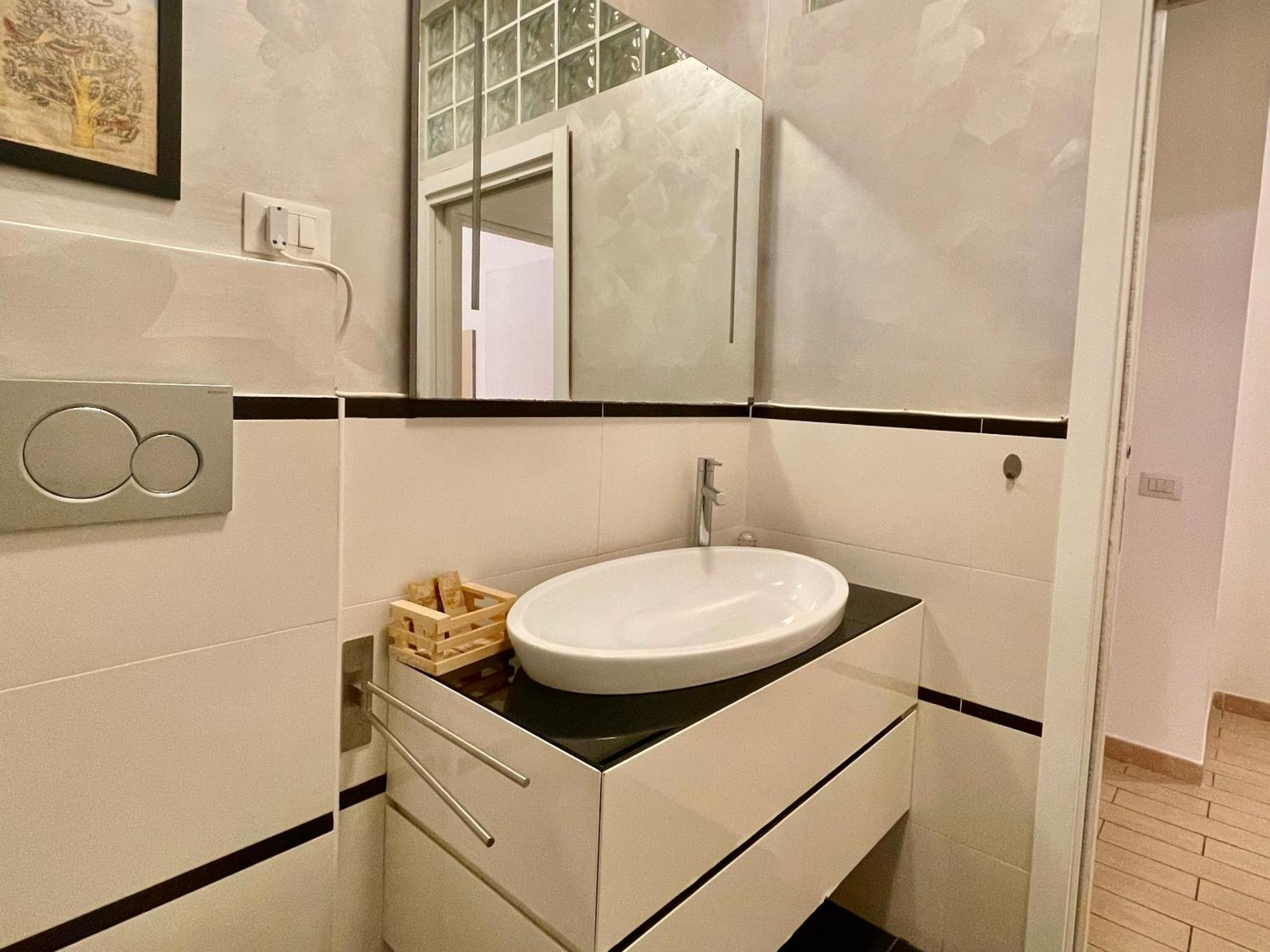 Apartment Domus Laterani By Jfm - Comfortable Big Terrace Colosseo Rome