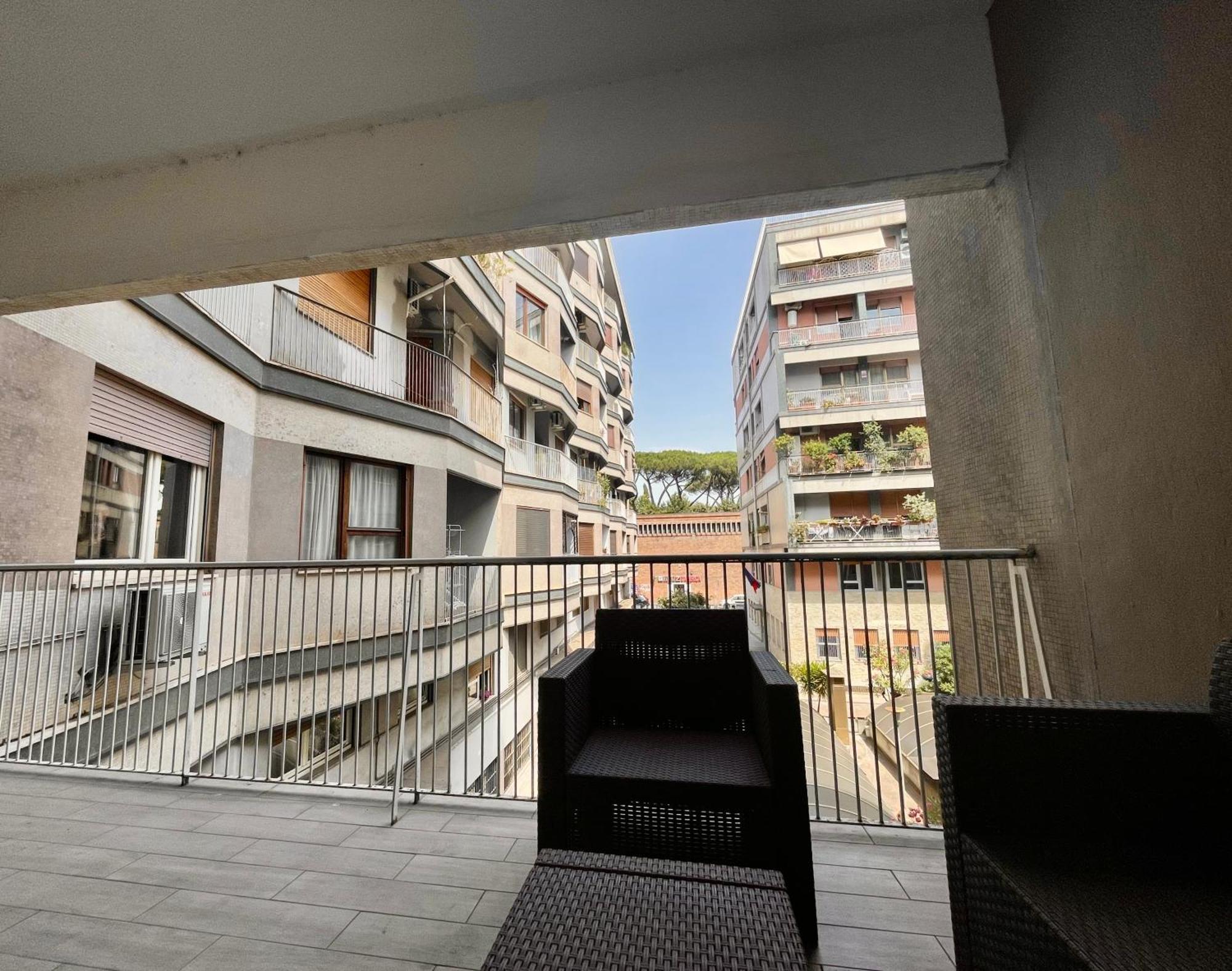 Domus Laterani By Jfm - Comfortable Big Terrace Colosseo Apartment *